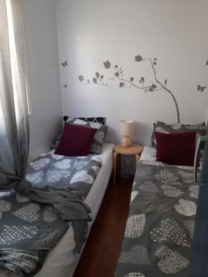 Mobile Home Apartment Camp Кленовица Екстериор снимка